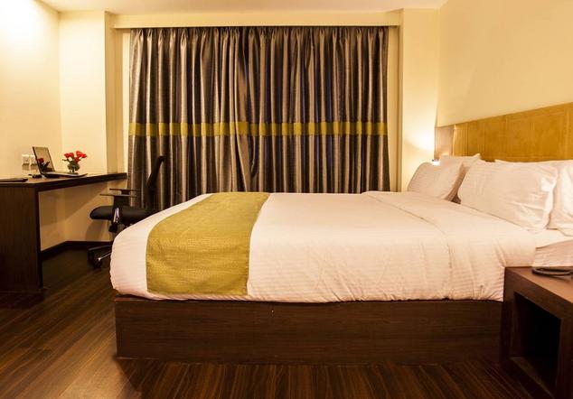 J Hotel